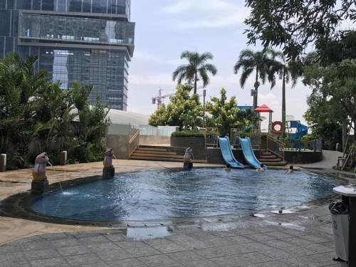 Cosmy Orchard Apartment Surabaya Luaran gambar